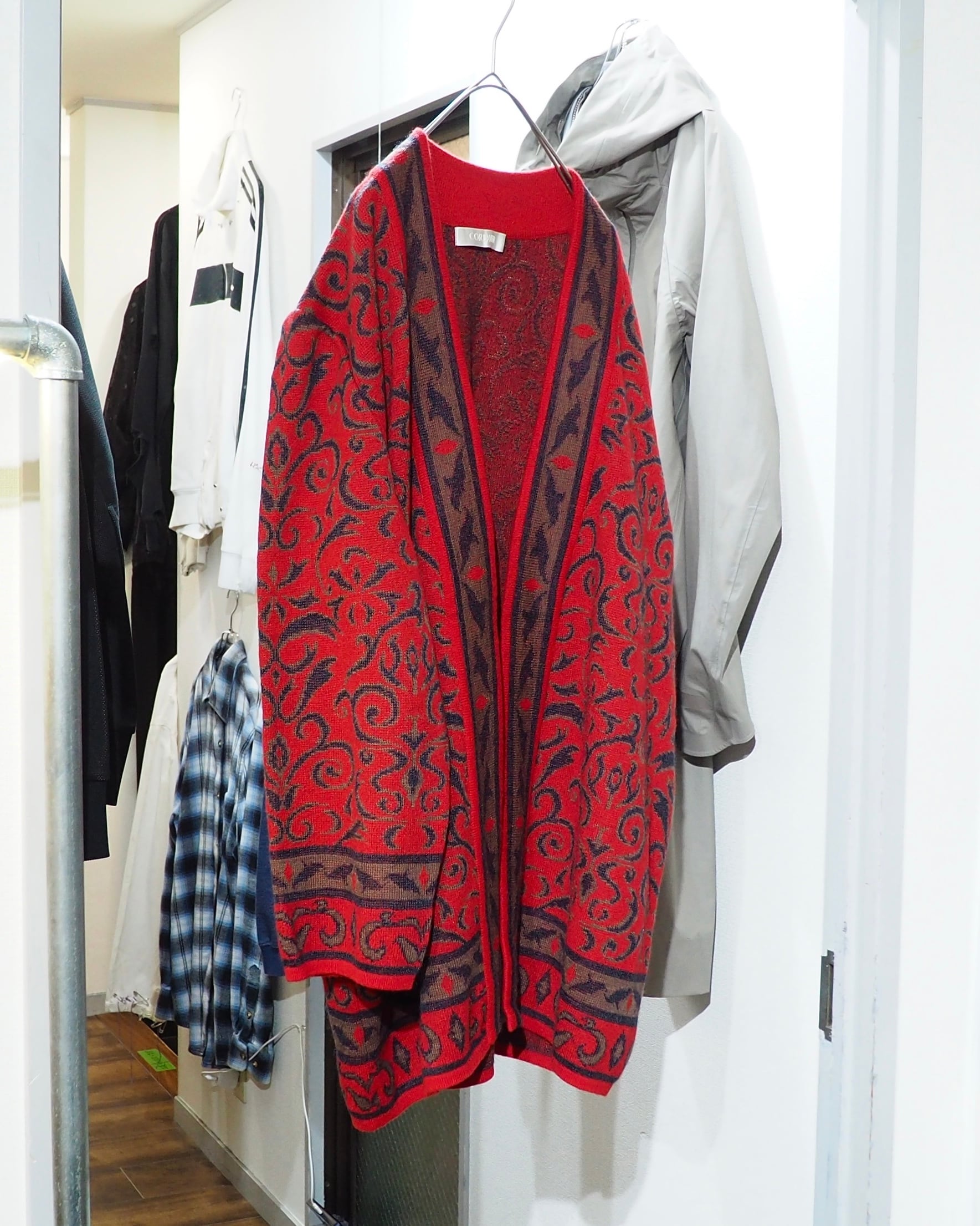 1990s Beautiful Oriental pattern vintage knit cardigan