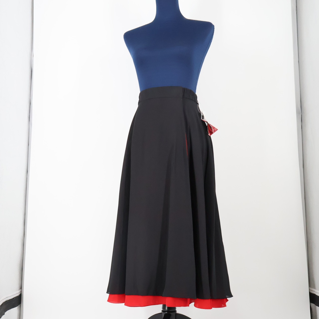 【新品 タグ付き 社交ダンス衣装】ブラック elegance fashion スカート 黒 赤 無地 ラップスカート LLサイズ 発表会 ①