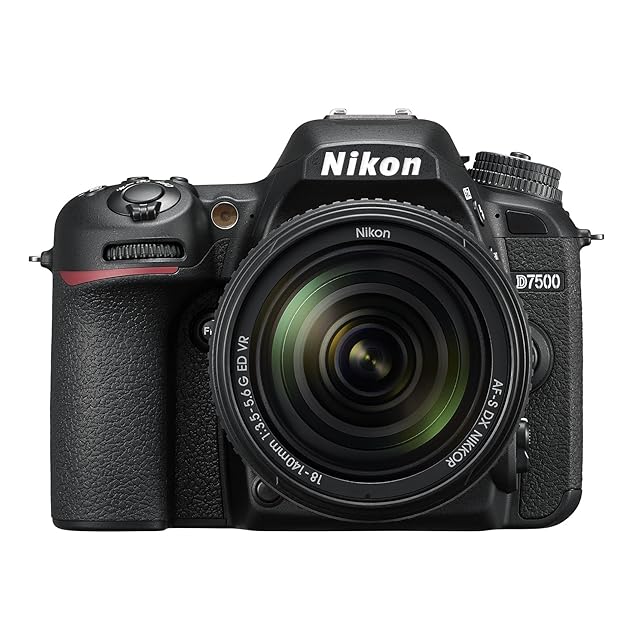 Nikon D5100✨1620万画素の高画質❣️軽量コンパクトボディ✨極美品 Nikon D5100 ボディ USED美品 デジタル一眼レフ カメラ 本体＋