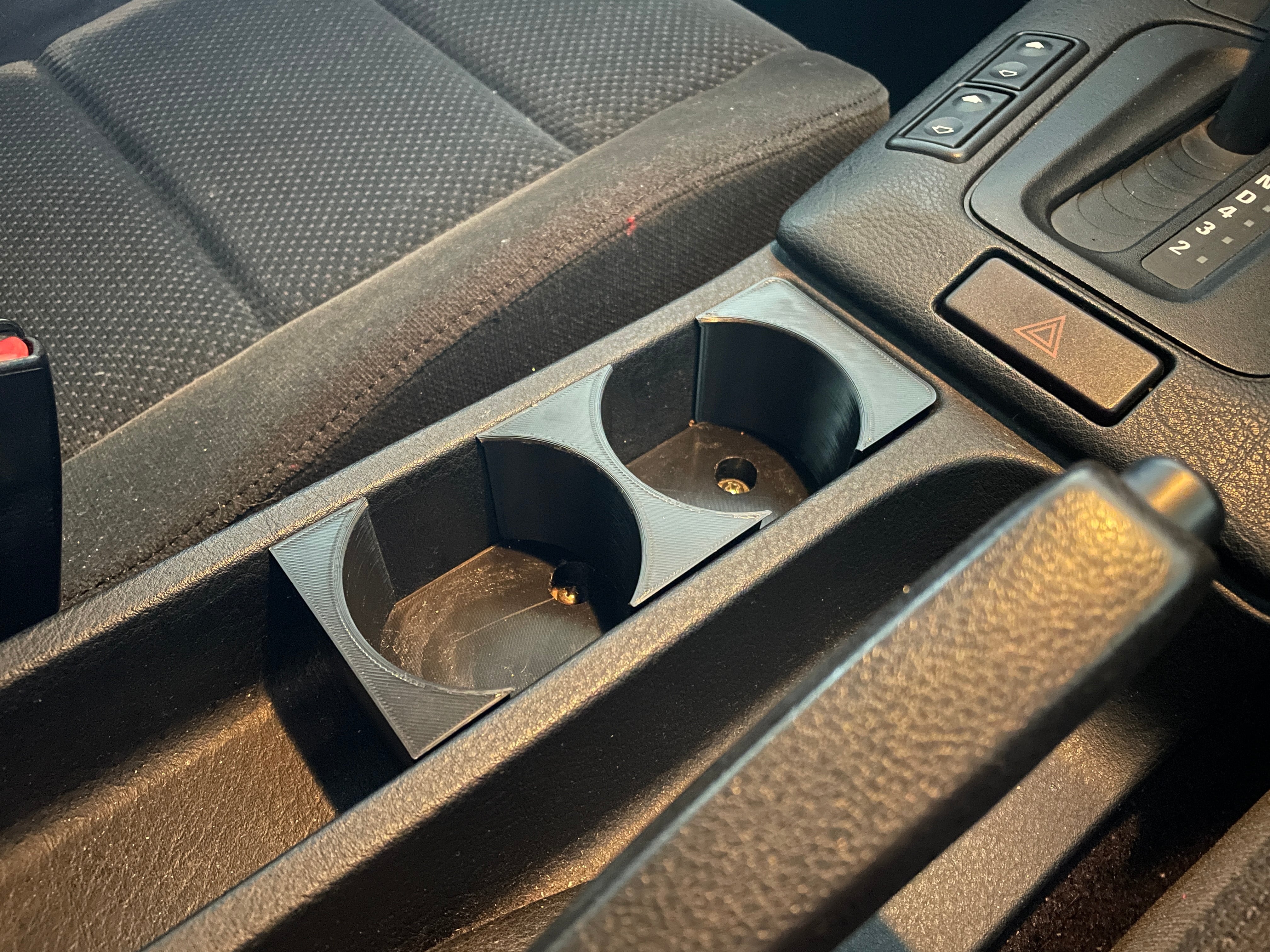 希少　廃盤　 E36用　純正センターコンソール　カップホルダー　ドリンク BMW E36用 カップホルダー | SakigakeDesignGarage