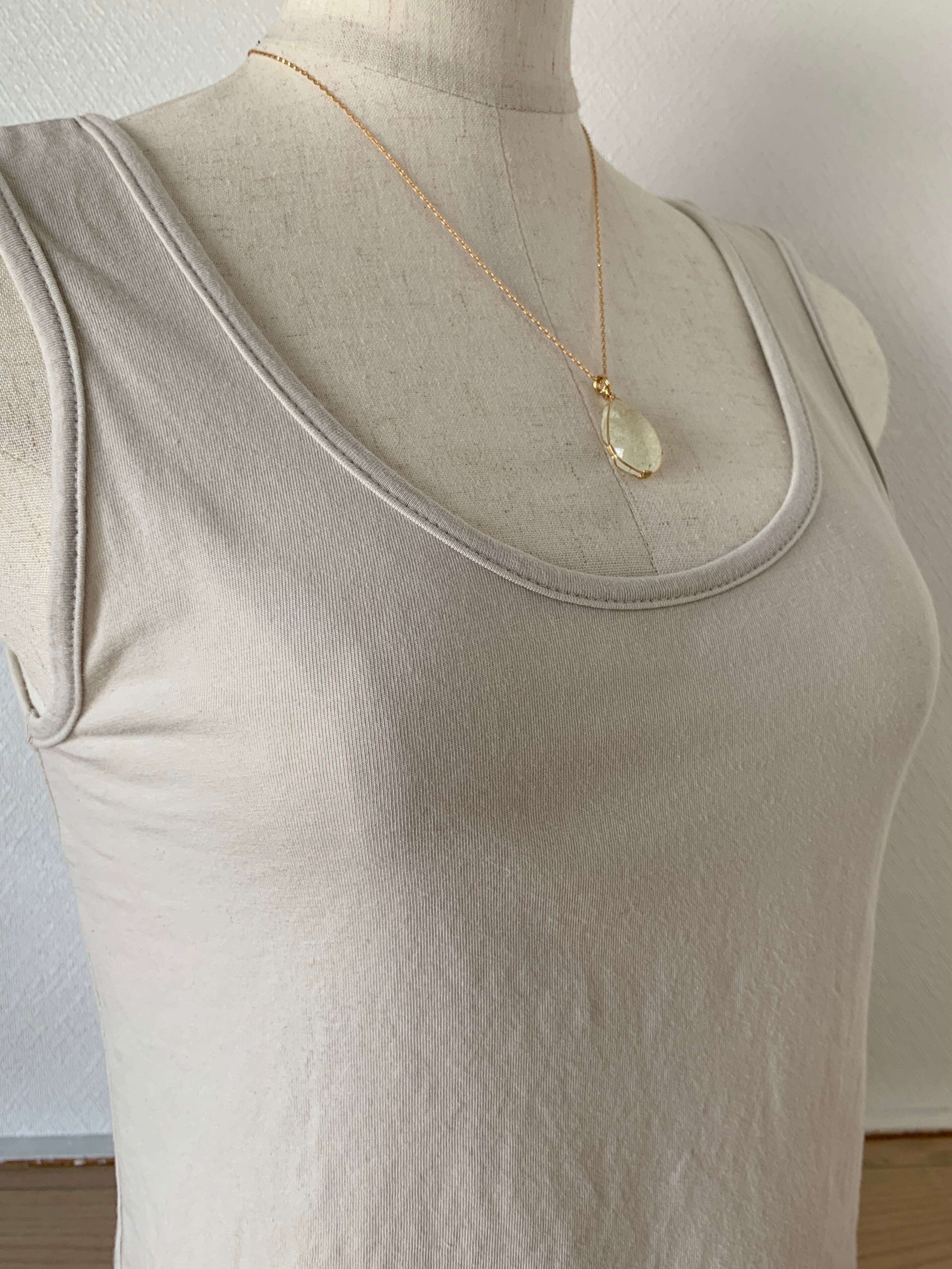 リビアングラス女神巻き®︎ペンダントトップ | komichi コミチの石