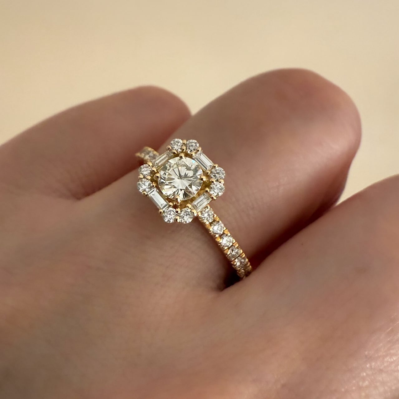 ダイヤモンド リング 0.327ct K18イエローゴールド チェカ 鑑定書付き