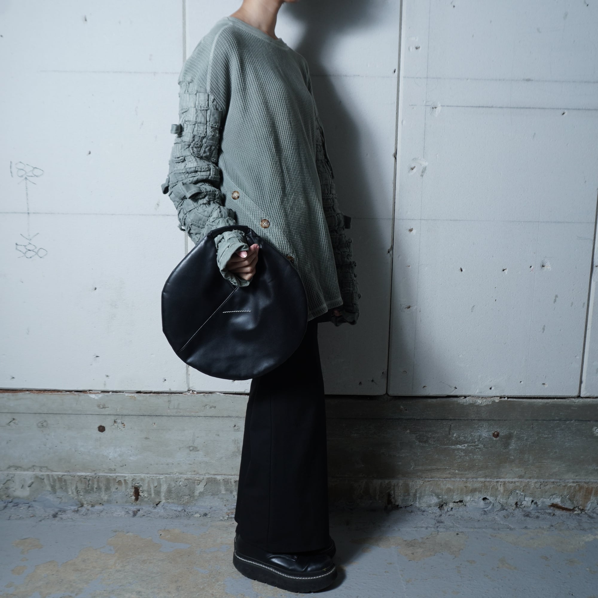 Maison Margiela MM6】メゾンマルジェラ エムエムシックス ラウンド