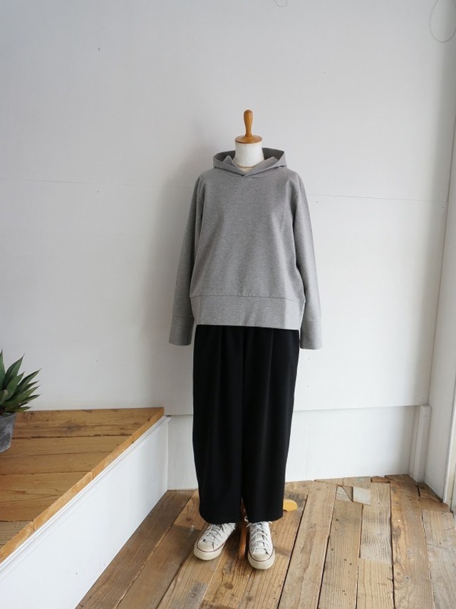 FILUM　ライトストレッチフーディ