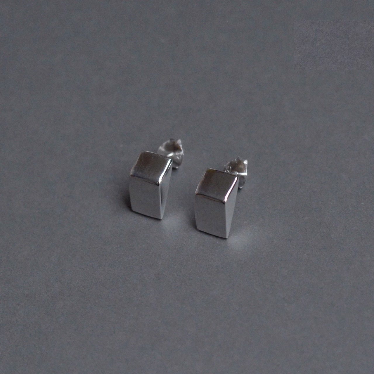 hazel ピアス シルバー