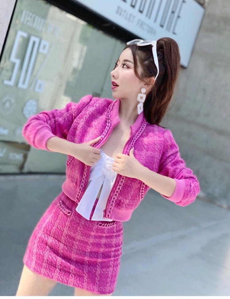 ジャンテイ　ピンク色セットアップ　ラテンドレス　トップス&スカート未使用品 ピンク セットアップ ジャケット スーツ ツーピース ピンク タイト