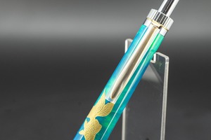 【科学技術と芸術の宝石】 ハイブリッドオパール 金魚と水草 silver BP