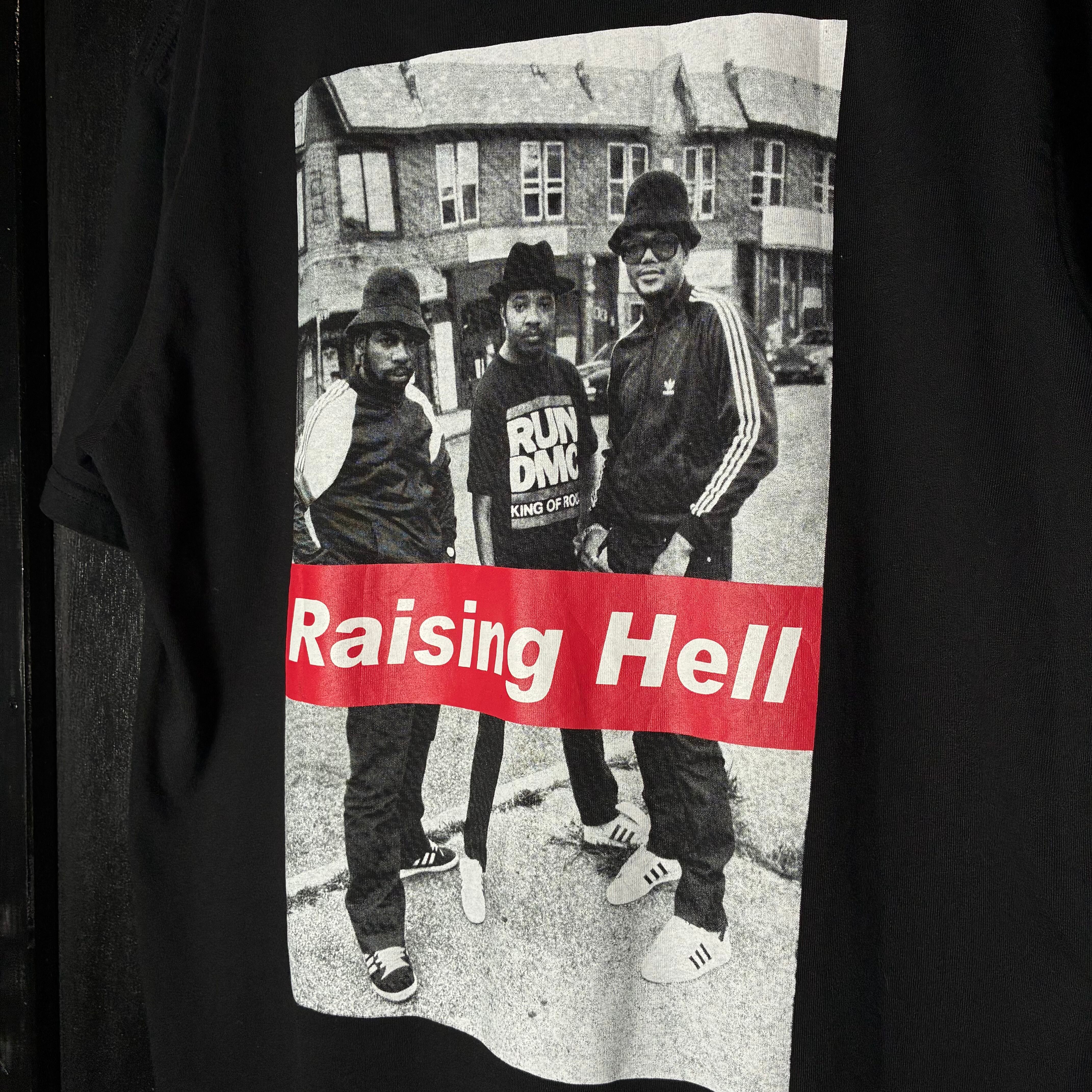 RUN DMC Raising Hell Black Tee　ラップTシャツ RUN DMC Raising Hell Black Tee ライジングヘル ロックTシャツ