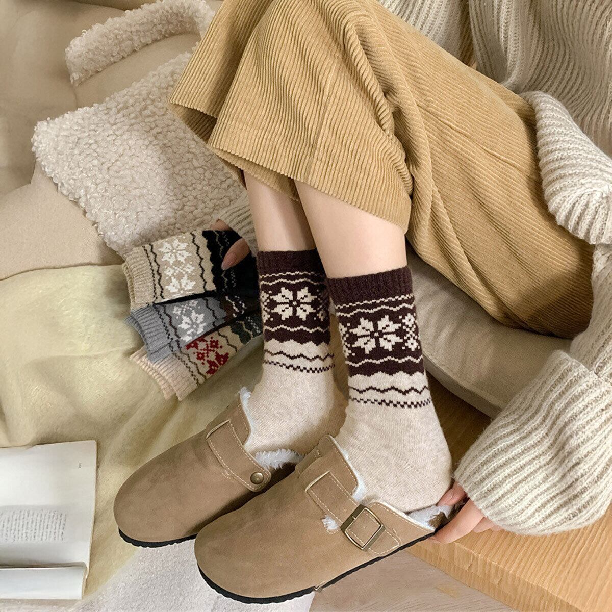 ソックス ノルディック柄 4足セット レディース 韓国 靴下 秋冬 暖かい 厚手 おしゃれ 大人 かわいい カジュアル レトロ ルームソックス 冷え対策 柔らかい 伸縮性 大人可愛い 大人女子