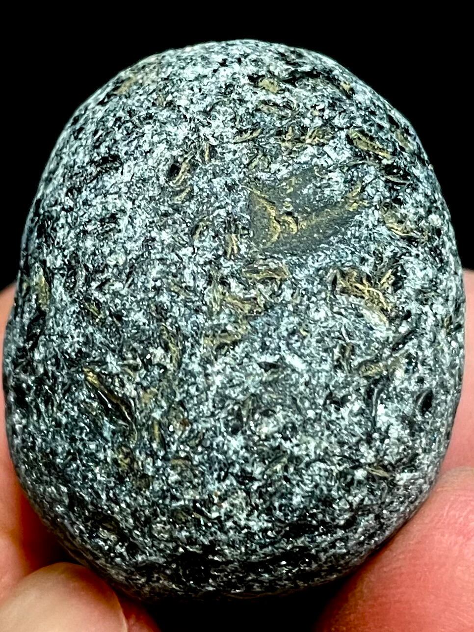 21) スーパー「隠岐の島」黒曜石(中型)