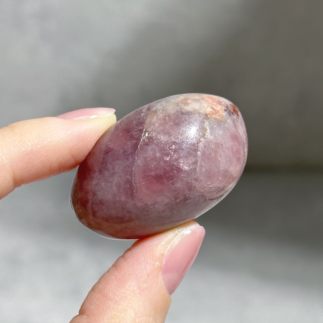 パープルローズクォーツ パームストーン43◇Purple Rose Quartz◇ 天然石・鉱物・パワーストーン