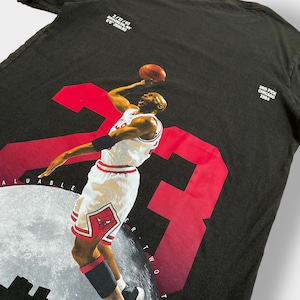 【NIKE】AIR JORDAN ジャンプマン ワンポイントロゴ フォトプリント Tシャツ NBA シカゴ・ブルズ Bulls くすみカラー マイケルジョーダン バスケ ナイキ US古着