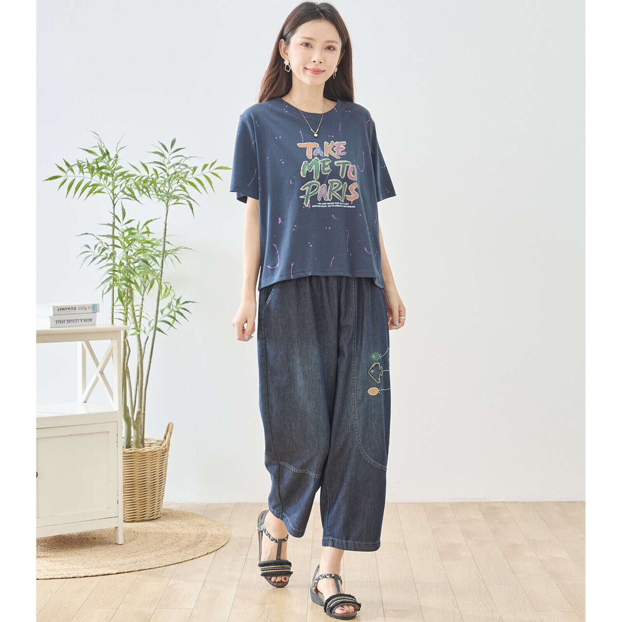 TRUBEスモールフィッシュアップリケ切替デザインバレルテーパードデニムパンツ【M~L】ネイビー