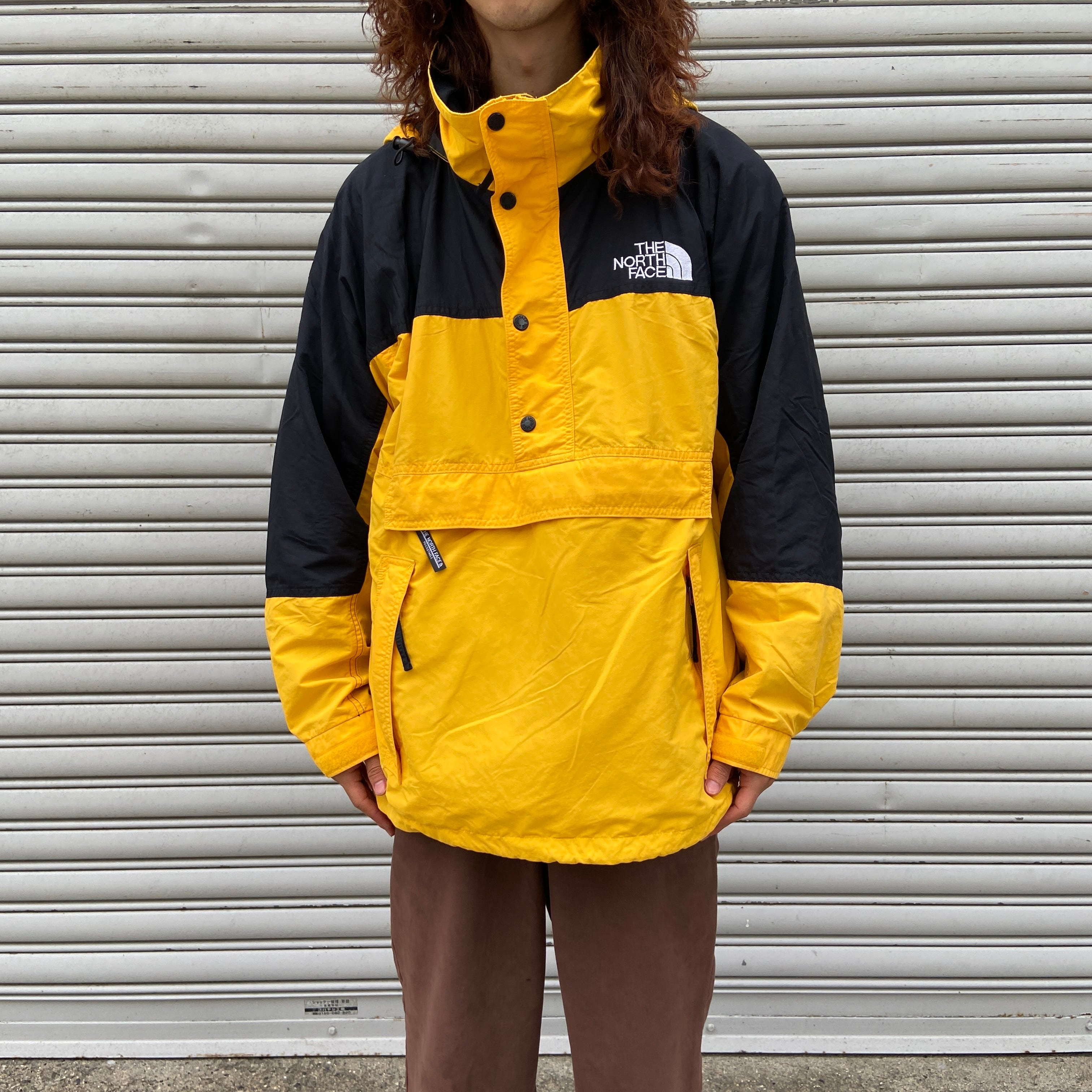 送料無料』THE NORTH FACE アノラックパーカー イエロー×ブラック