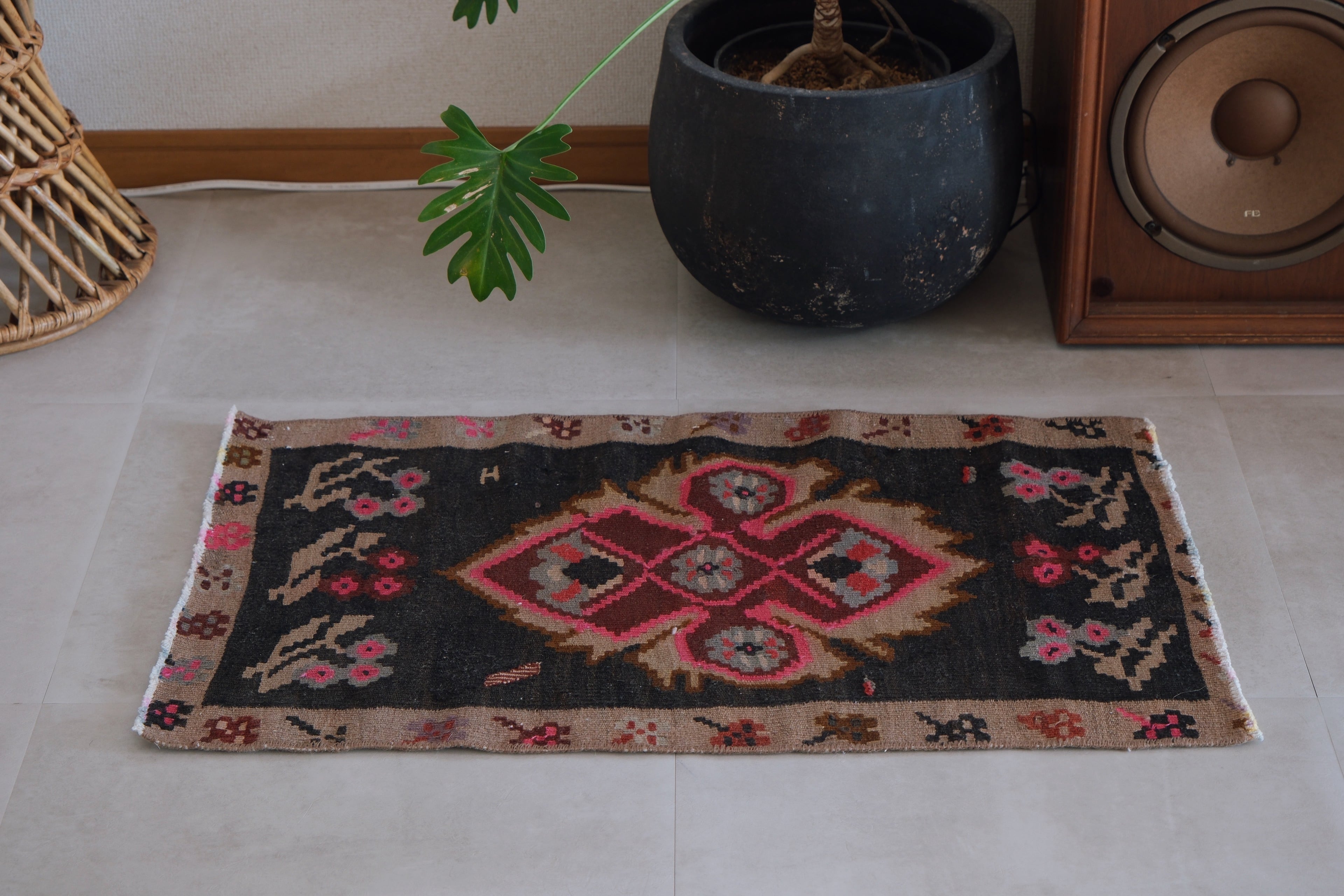 Vintage Kilim Rug 48*77【S136】 | OoKE vintage