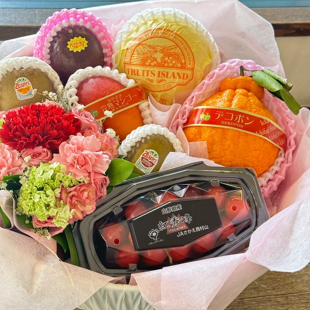 母の日プレゼント　旬の果実とお花のセット