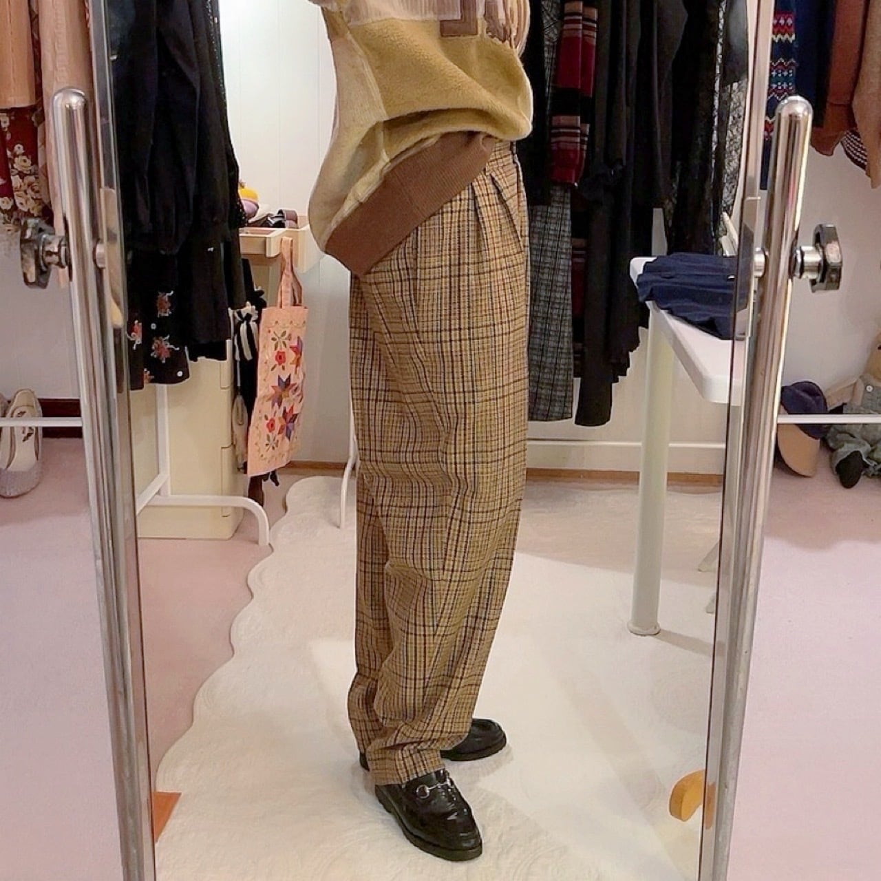 beige check wool tuck pants