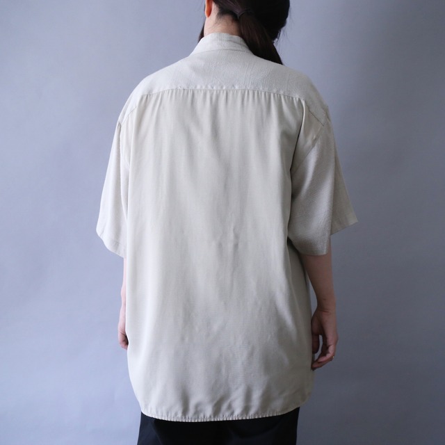 "刺繍" and crystal button switching fabric pleats design fry-front minimal over silhouette h/s shirt