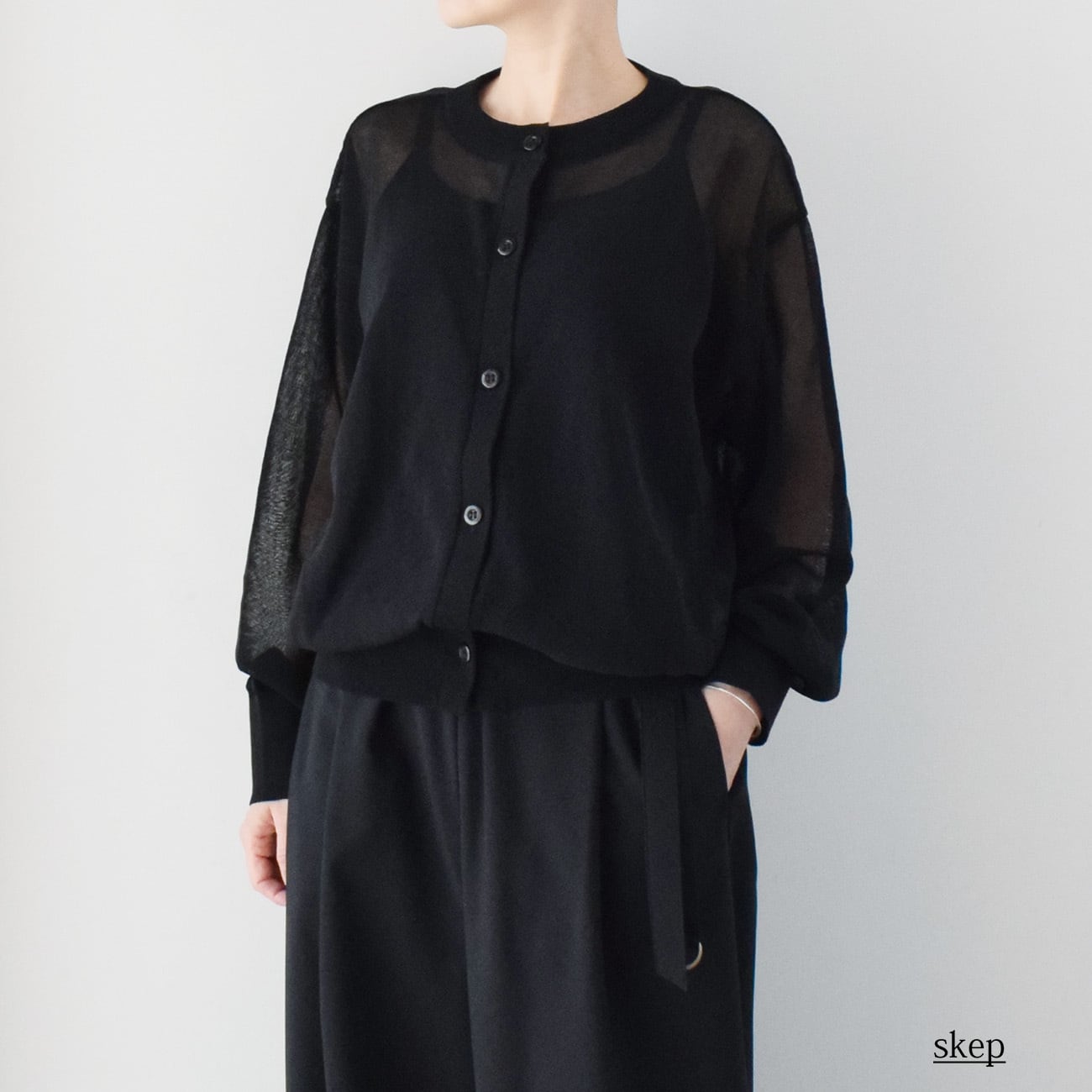 丸首シアーカーディガン：黒［CA59LSBK］ | skep-online shop