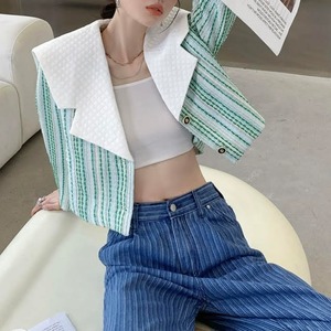 ジャケット アウター  長袖 襟付き ボタン 前開き ショート丈 ストライプ ルーズ ゆったり かわいい きれいめ 大人 上品 お洒落 大人可愛い 大人女子 こなれ感 個性的 カジュアル クール モダン シック レトロ フェミニン 主役級 存在感 とろみ感 抜け感 10代 20代 30代 秋 レディース 女性用 お出かけ 女子会 デート お泊まり 旅行 ショッピング レストラン 普段使い デイリー 韓国 ファッション トレンド 流行 インスタ映え 美スタイル スタイルアップ 楽チン S M 緑 グリーン