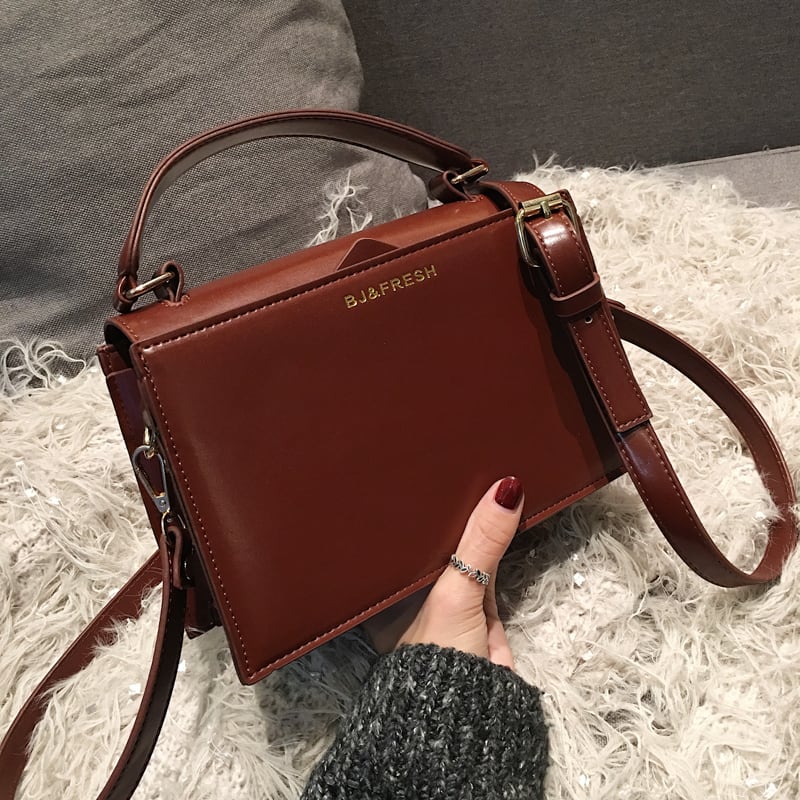 新しい小さなバッグ女性2020新しい野生のオルチャンクロスボディバッグの新しいシンプルなシンプルなショルダー小さな正方形バッグバージョン Tiancai_Wing_Bag3338498