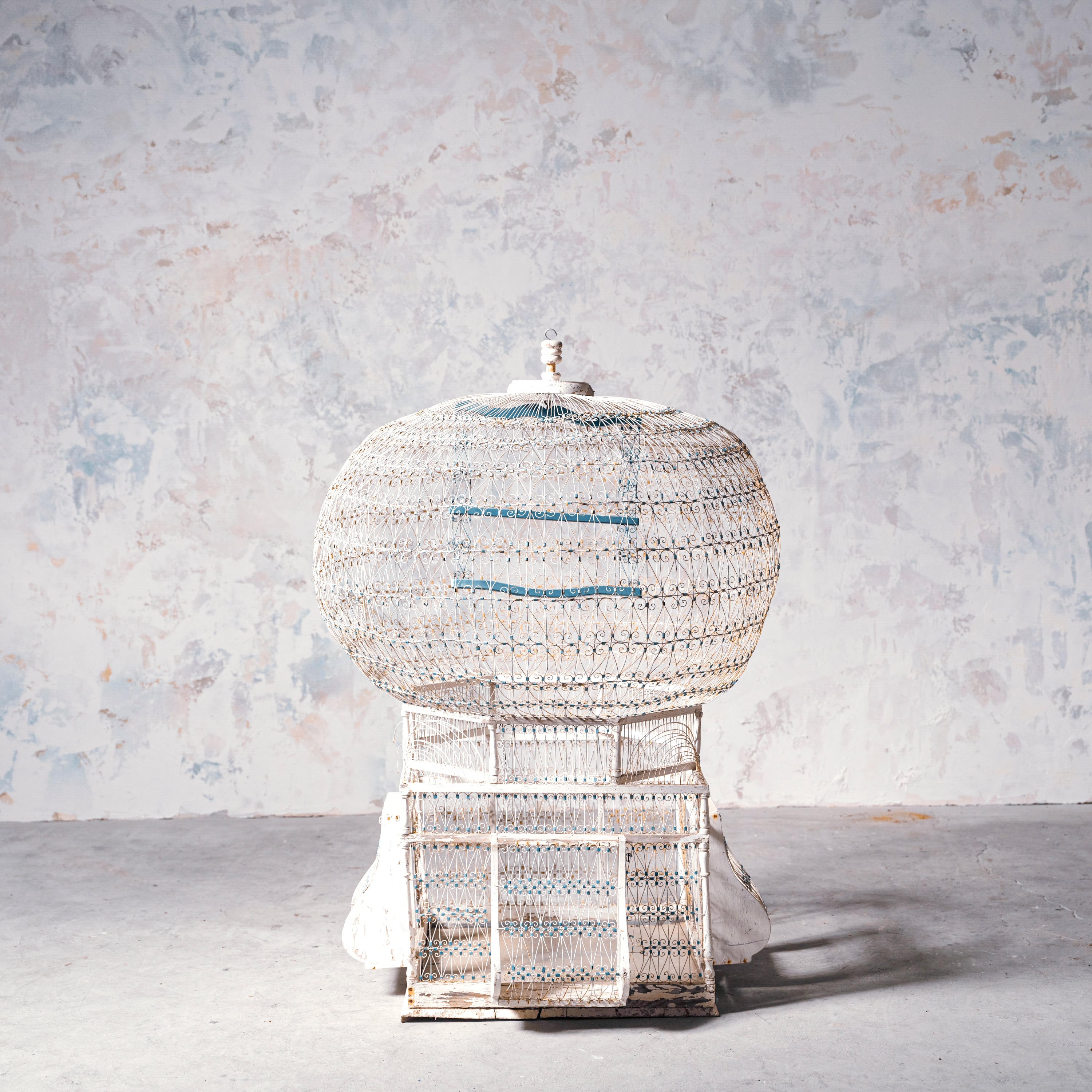 バードゲージ/アンティークバードケージ/アンティーク/鳥かご/フランス家具/撮影背景/スタジオ/店舗什器