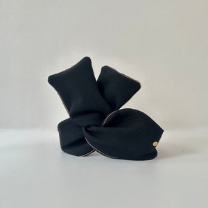 Rのみイタリアオットマン ブラック×ベージュパイピング/Wワイド  QPPA®︎