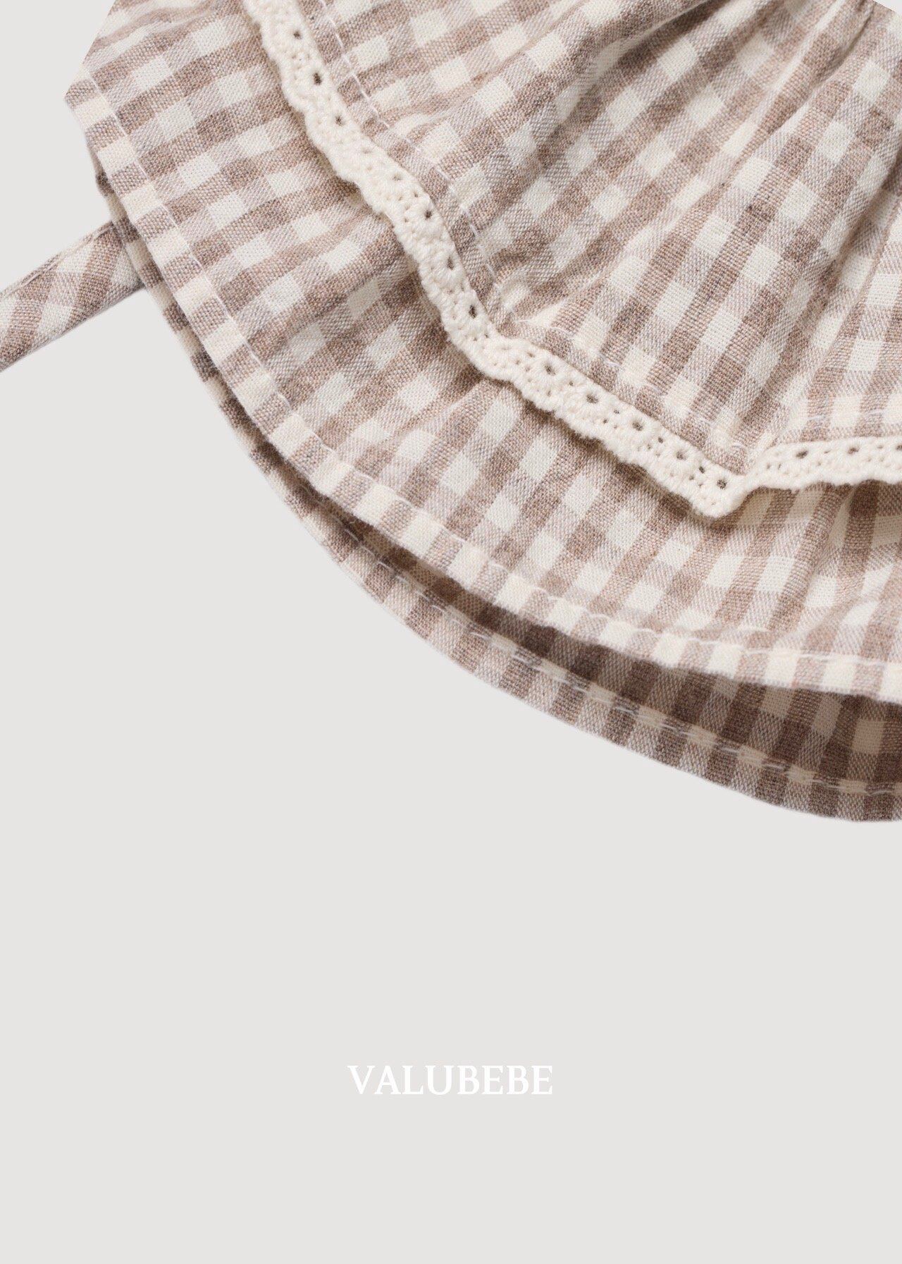 送料無料【予約】/ フリルカープ / valubebe