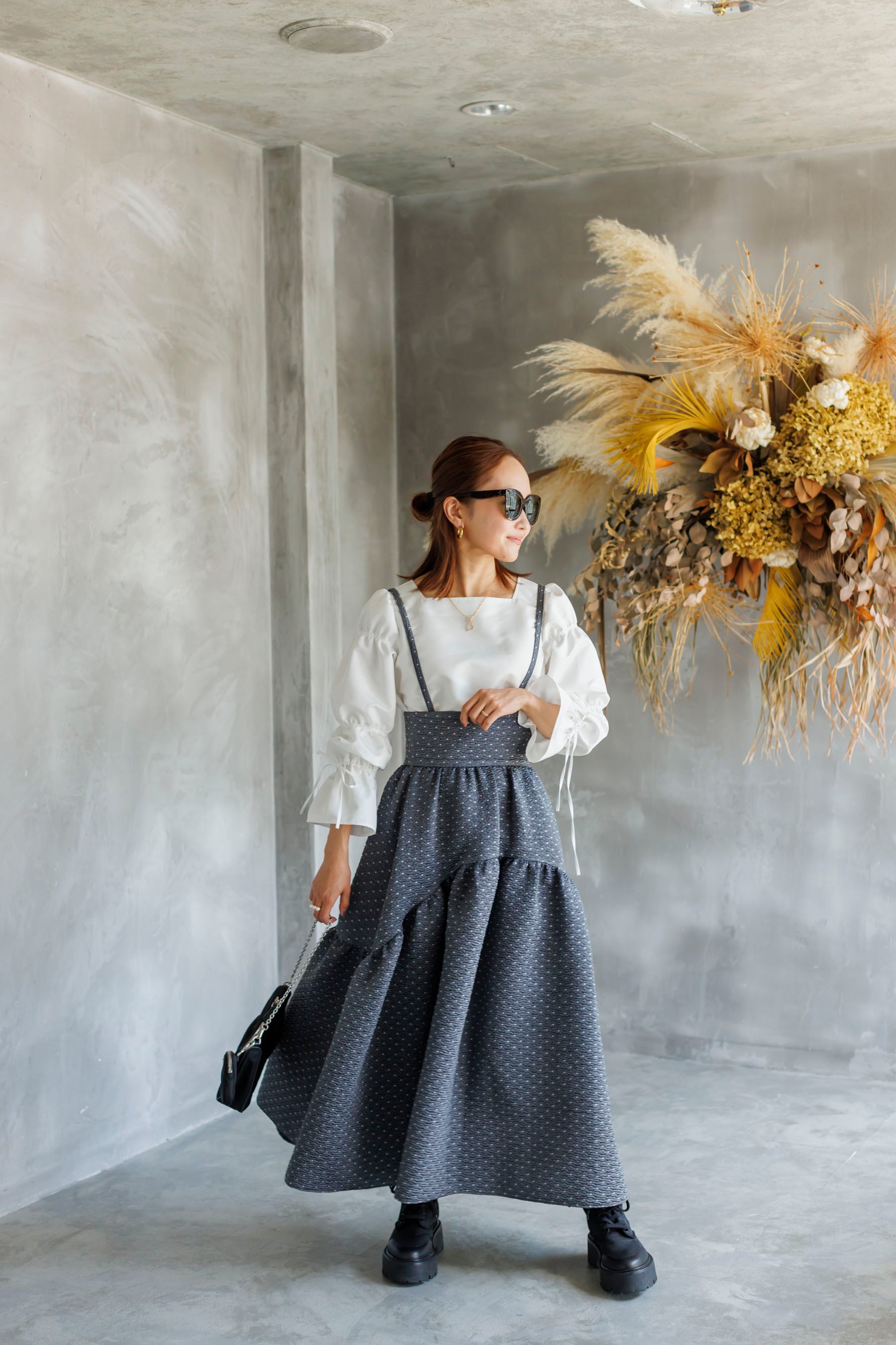 9/29(fri)21:00-Dot Jacquard suspenders skirt | Bluelea 