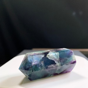 ポイント 5. ブルーグリーンフローライト