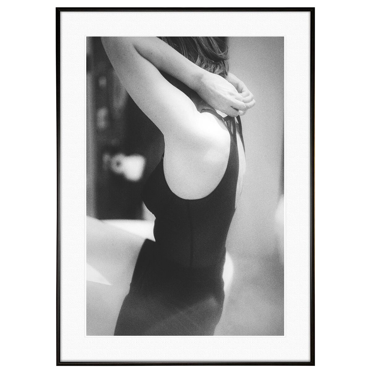 人物写真 女性の背中 インテリアアート モノクロポスター額装 AS3628