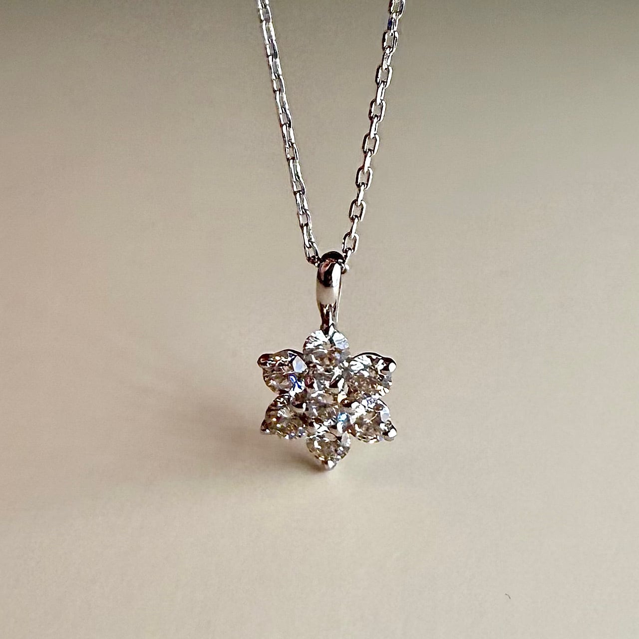 Round brilliant cut diamond | cheka Diamond & Jewelry