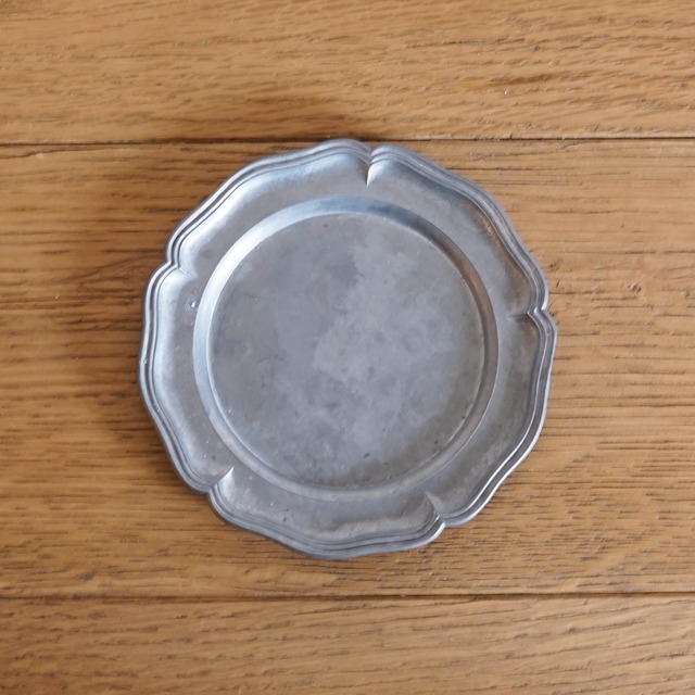 #10-68 Antique Pewter Plate
