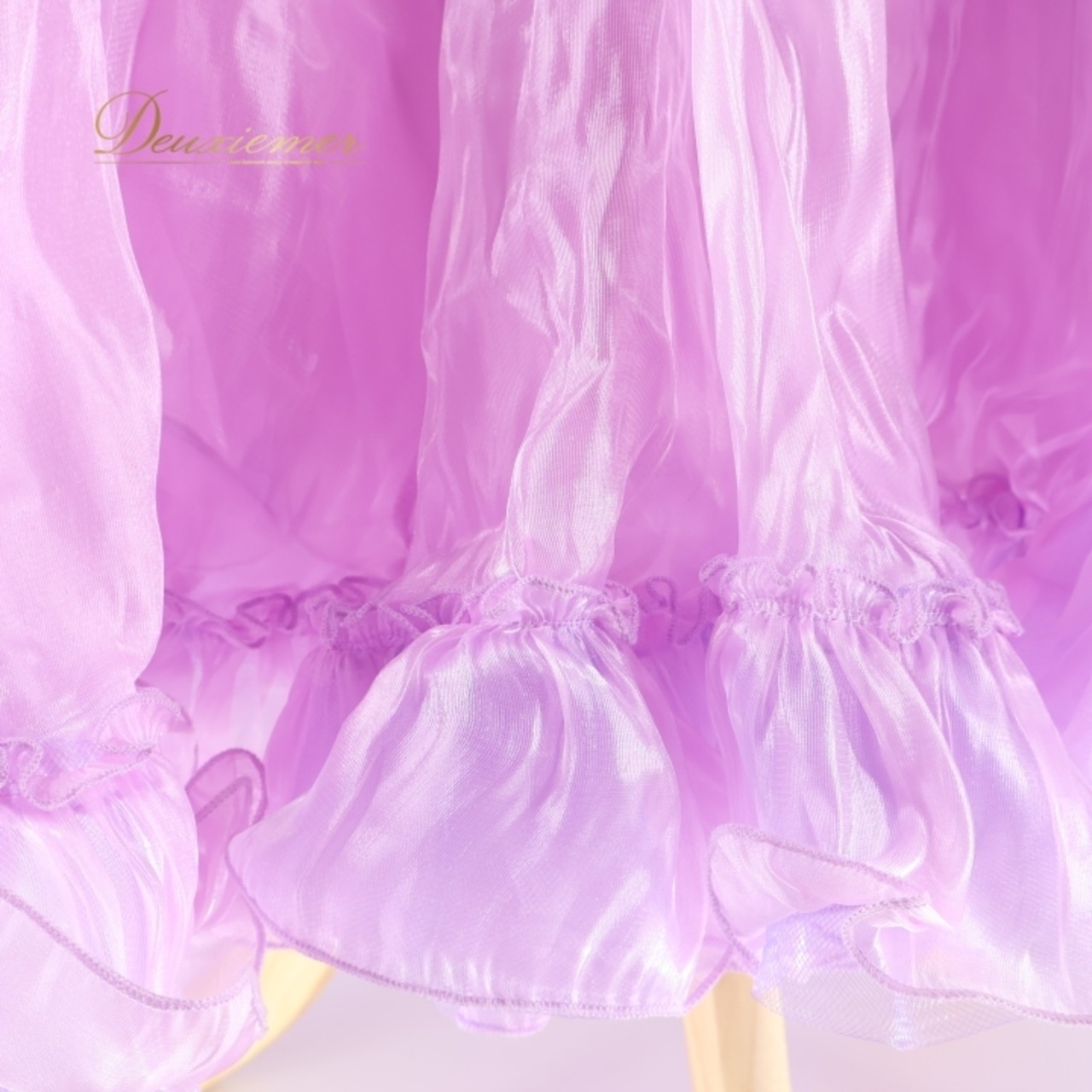 社交ダンス 衣装 スタンダードドレス ワンピース ドレス スタンダード ラベンダー 紫 フリル フロート デモ 競技 ダンス パーティ 発表会 レース 光沢 パープル系 フェミニン おしゃれ 可愛い ふんわり ショー 楽しい キラキラ 上品 輝き