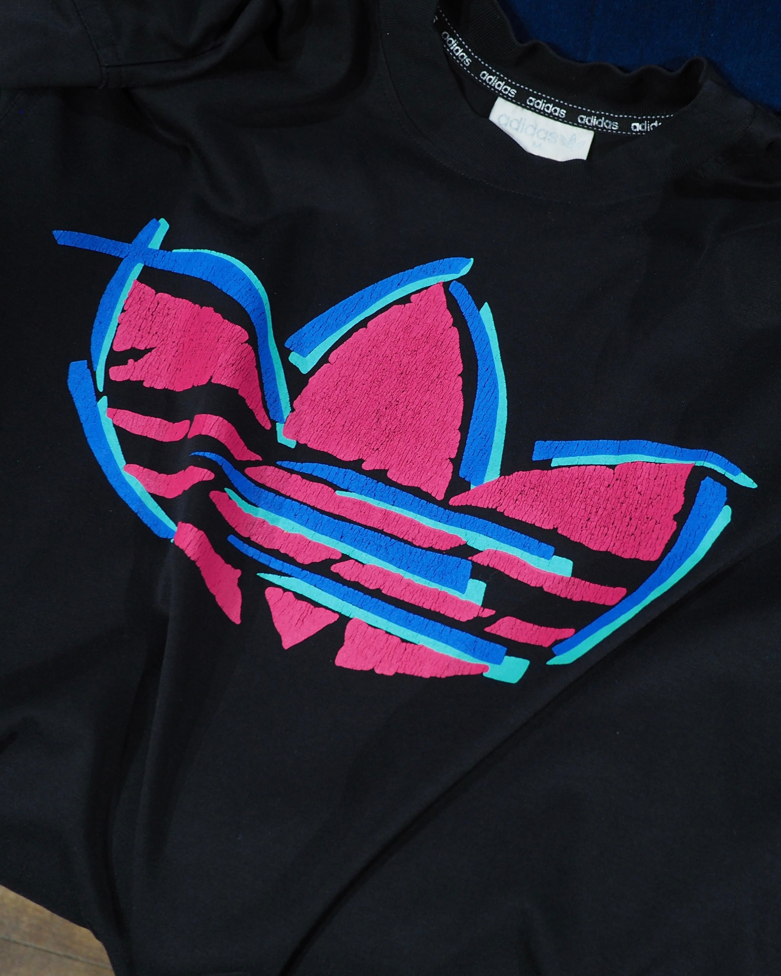 1990s " Old adidas " Neon Trefoil Logo printed vintage SS Tee