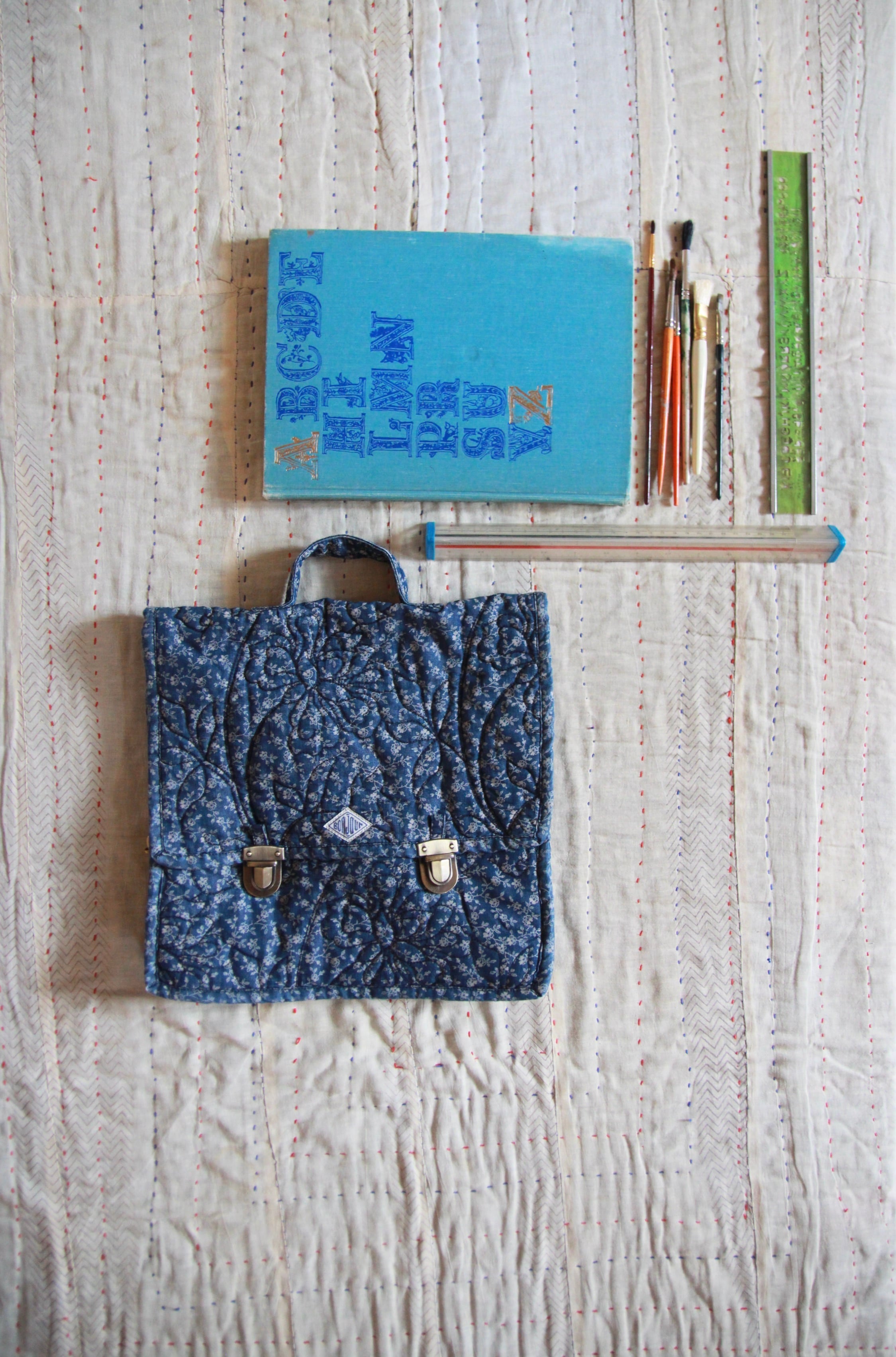 Wallet Bag Flowers lurex ecru Chanderi/ Bonjour Diary | baby's breath