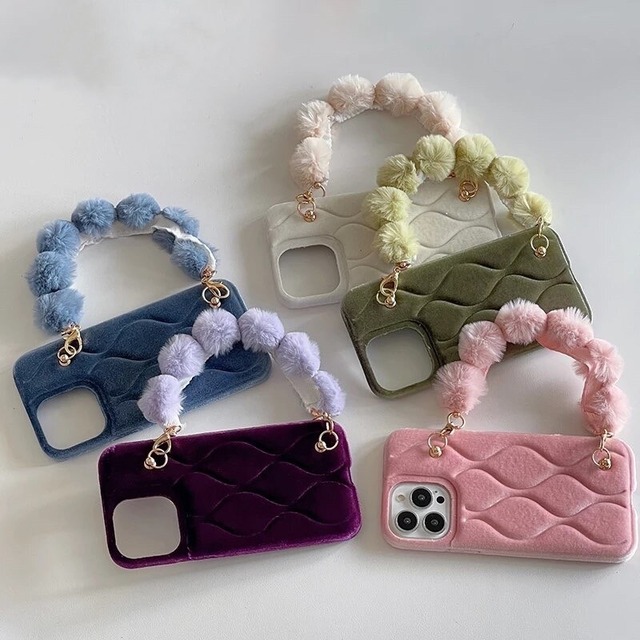 【A573】(送料無料)iphone14Fashion Fur Bracelet Chain Strap iPhone case iphone14pro iphone13 ケース iphone12 ケース iphone11 ケース iphoneケース iphone 7 8 SE 14 promax ケース スマホケース シンプル スマホ チェーン付き かわいい  韓国