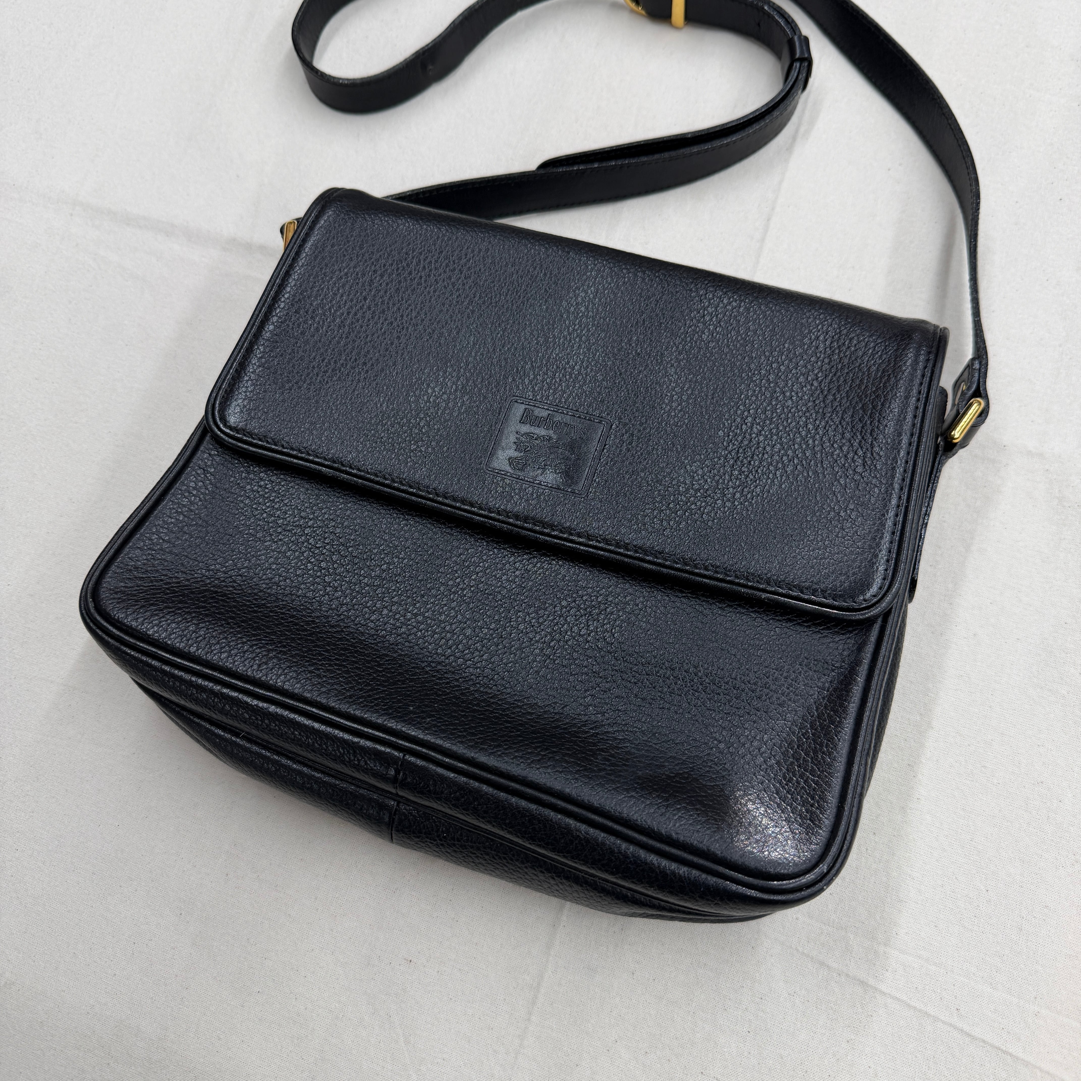BURBERRYS】80-90s burberrys shoulder bag バーバリー 黒 ショルダー