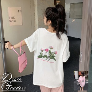 【韓国通販 dgo】middle-length  back flower print T-shirt 2colors（B1124）