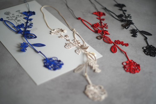 ga.la 刺繍ネックレス