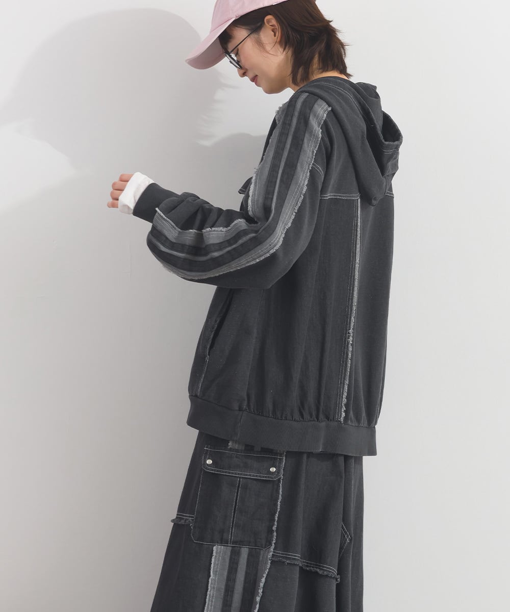 K261012 デニム切り替えZIPパーカー / Denim-Look Panel Zip Hoodie