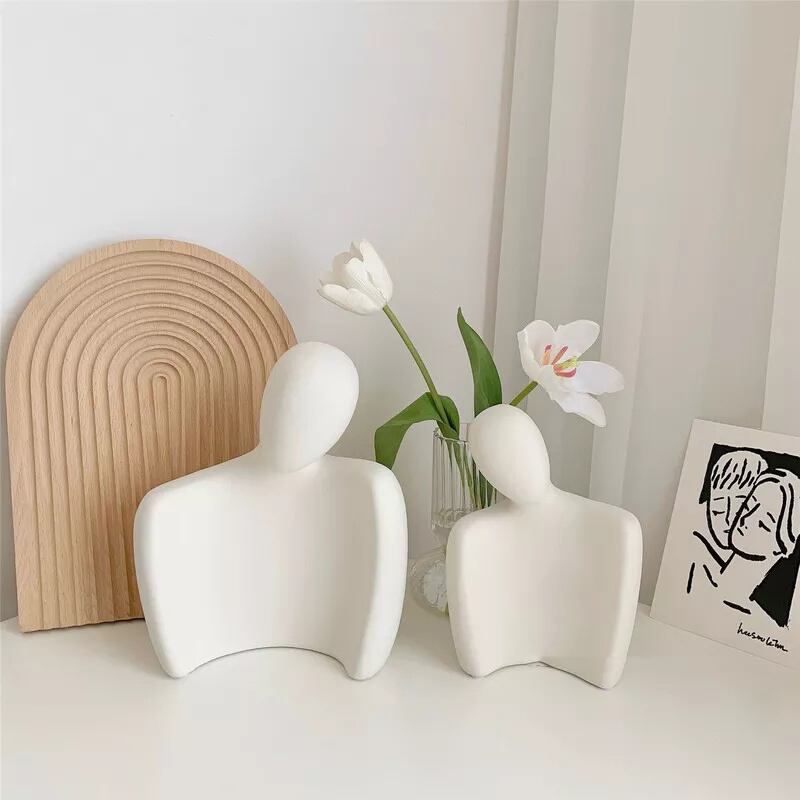 【DECORATION】バックハグするカップル像オーナメント