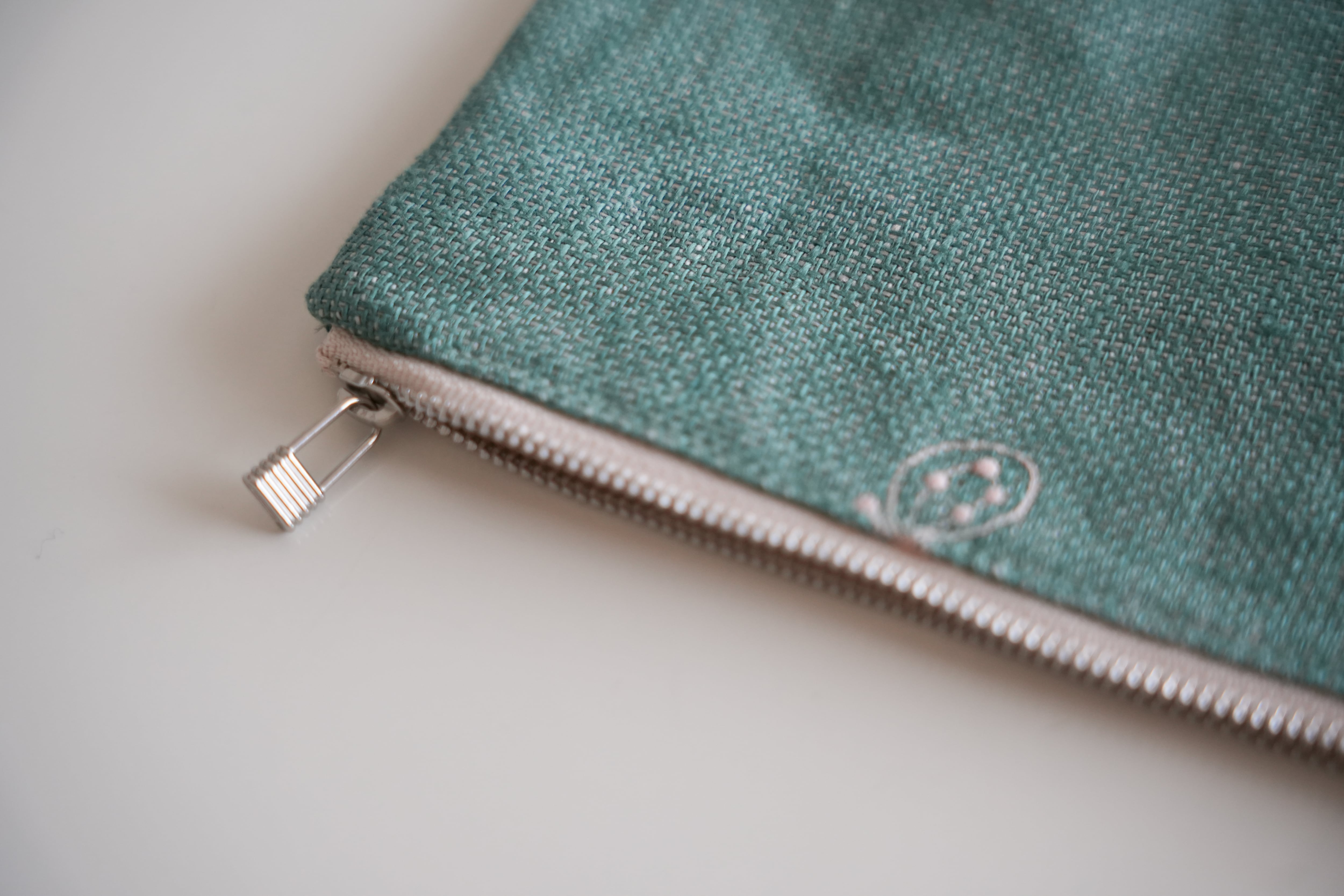 おまもり防災ポーチ】choucho（green） | kurashiiro