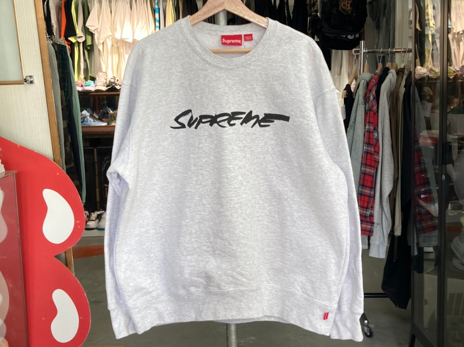 Supreme Futura Logo Crewneck "Grey"★