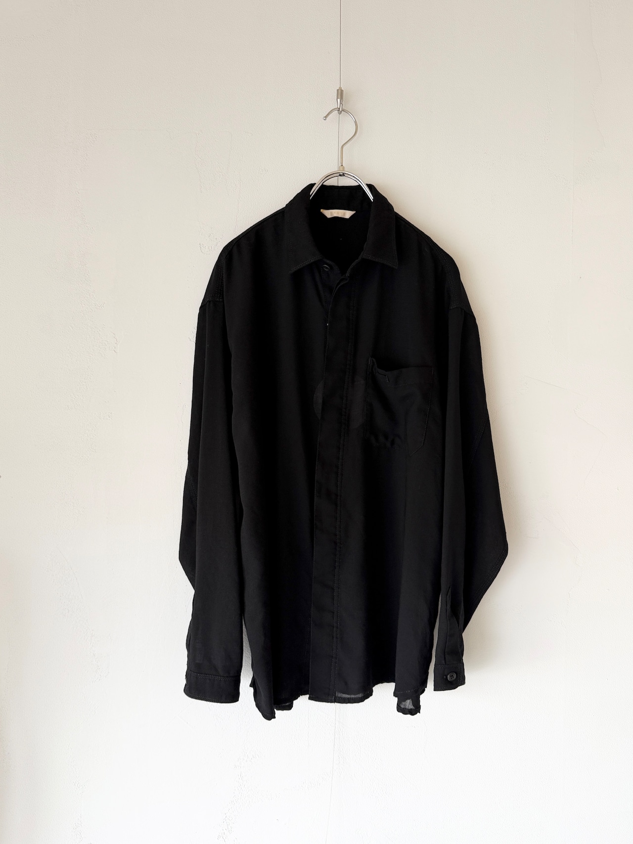 TROVE MODERN WOOL VIYELLA SHIRT BLACK