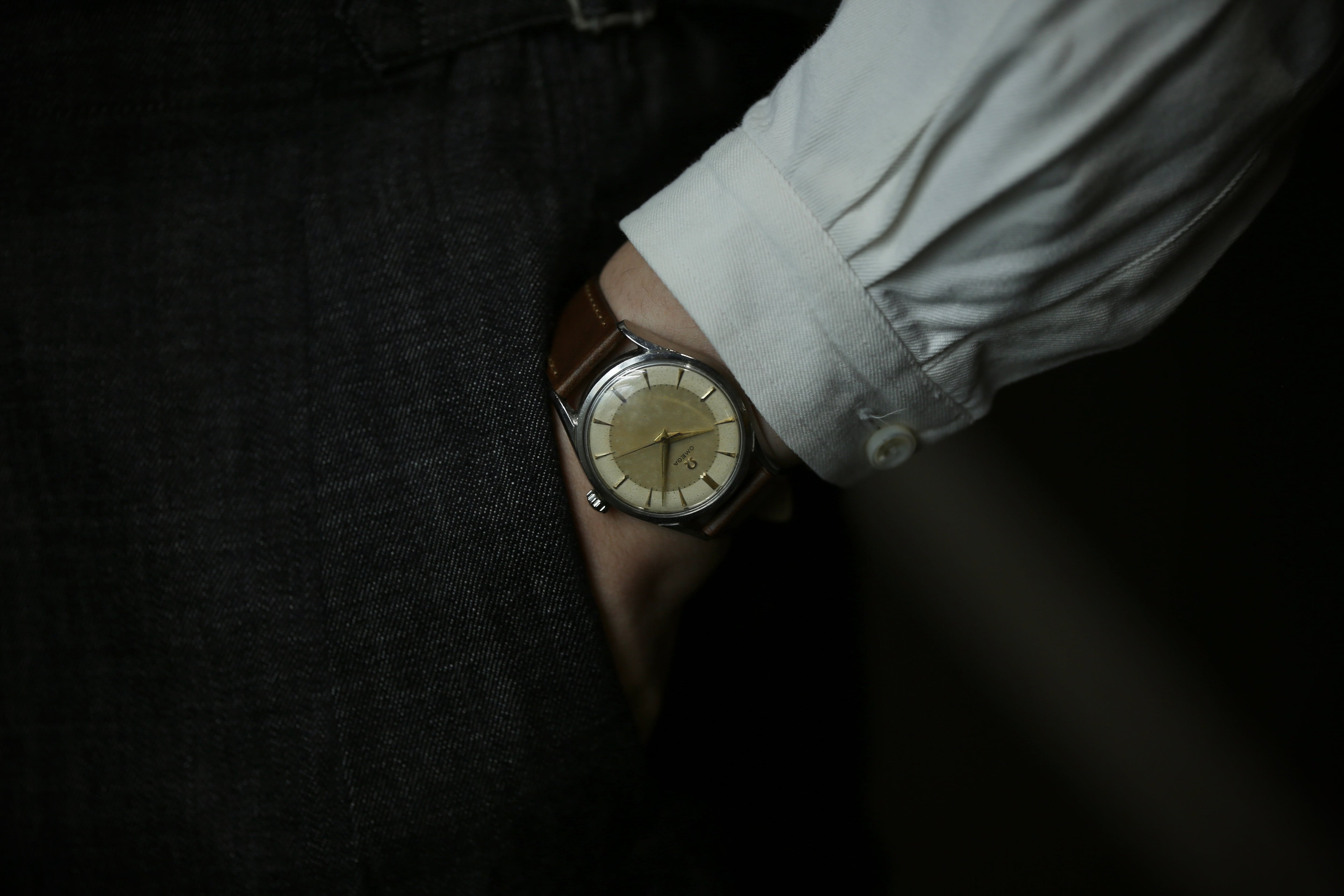 OMEGA】1955年製 30mmキャリバー 楔インデックス 2トーンダイヤル