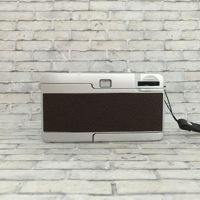 Compact 35mm フィルムカメラ <チョコレートブラウン>