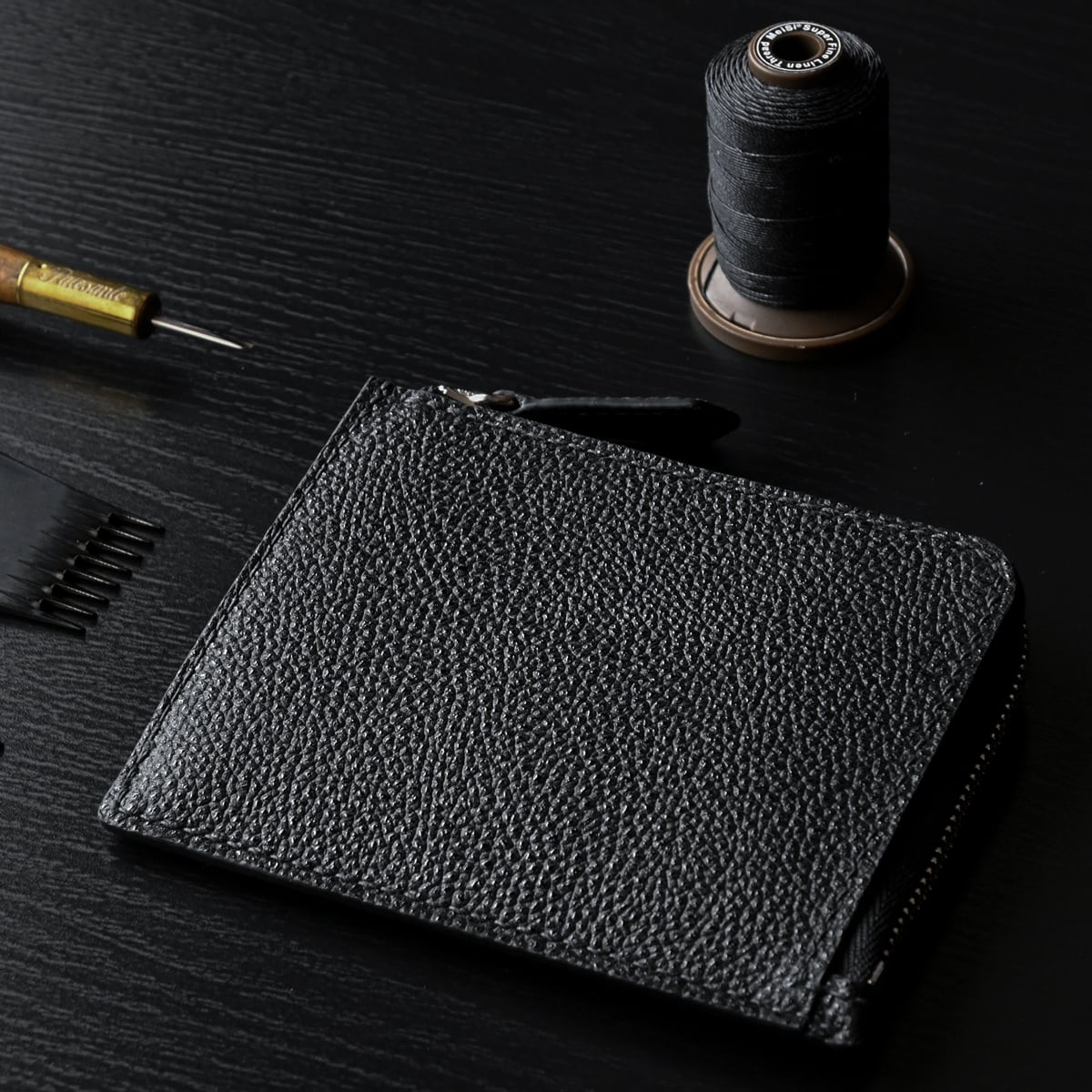 手縫い仕立てのL字ファスナー財布 黒桟革&フレンチカーフレザー | enfoque