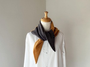 純カシミヤリバーシブルトライアングルスカーフ+リング　杢ブラウン/マスタード/Lベージュ
