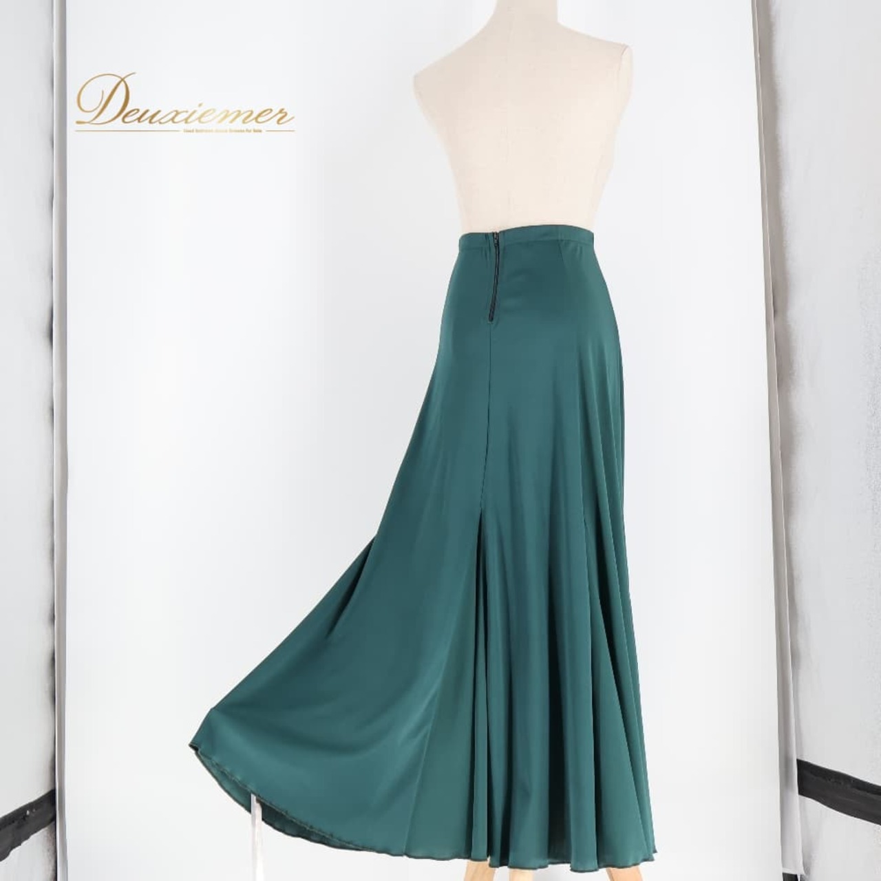 フラメンコ 衣装 ファルダ スカート グリーン系 緑 HAPPY DANCE スペイン製 伸縮 ストレッチ 無地 レッスン 練習着 ダンス パーティ 発表会 練習用 レッスン用 ダンス衣装 レディース フラメンコレッスン パーティー衣装 舞台衣装